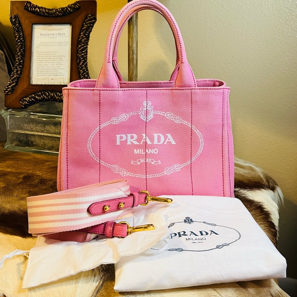 🌺🌺SOLD🌺🌺Authentic Prada Canapa Mini Pink Canvas